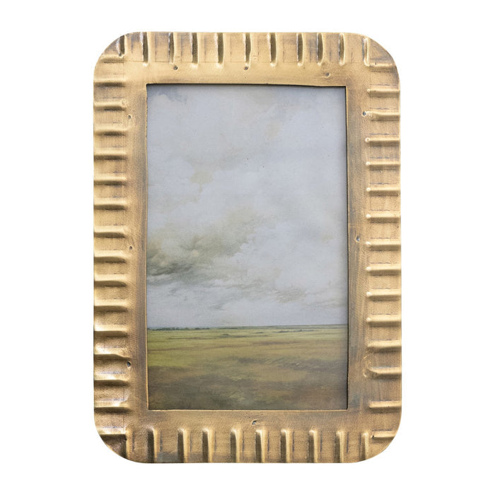 4x6 Metal Ribbed Brass Photo Frame