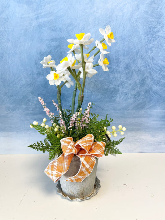 16" Spring Cleaning Centerpiece