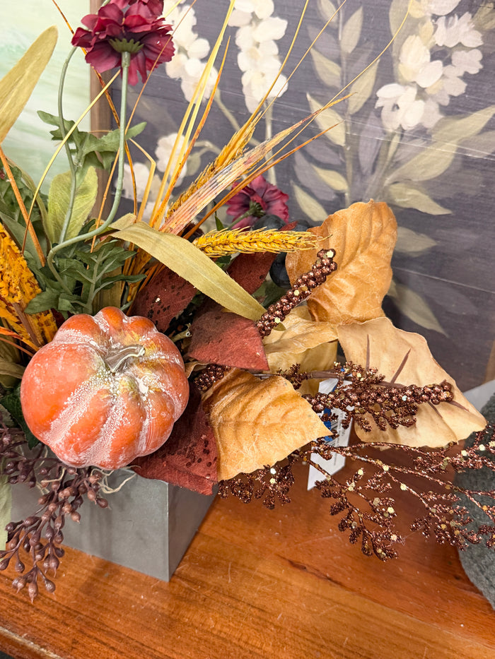 21" Deep Autumn Centerpiece