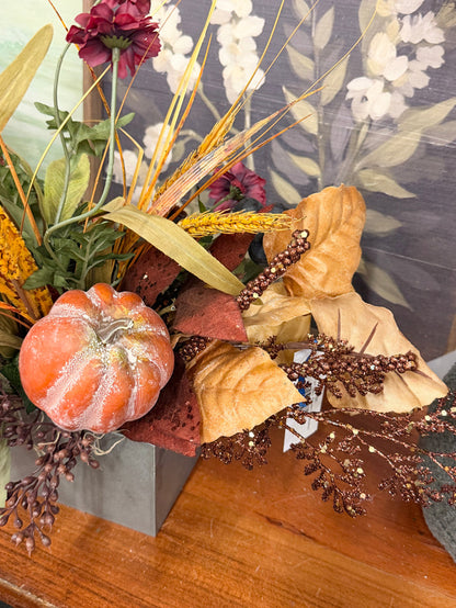 21" Deep Autumn Centerpiece