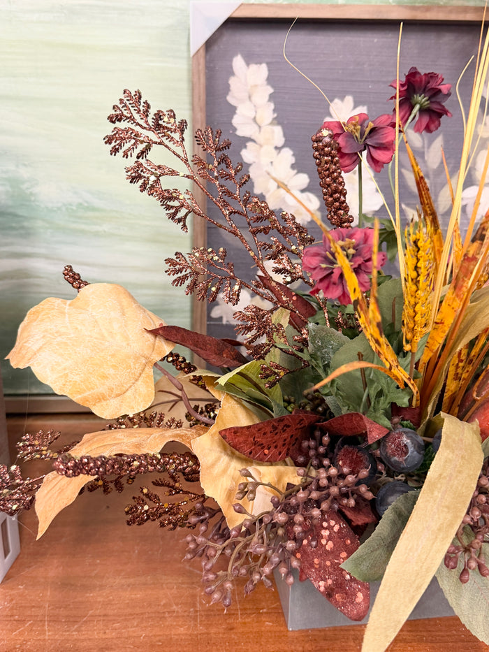 21" Deep Autumn Centerpiece