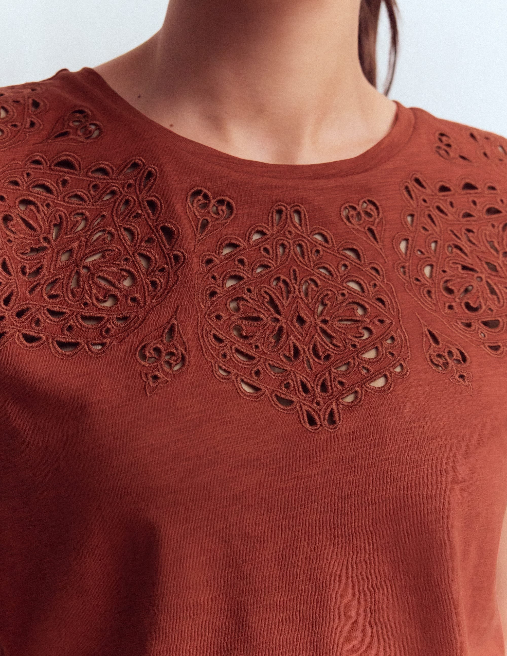 Willow Broderie T-shirt-Burnt Orange
