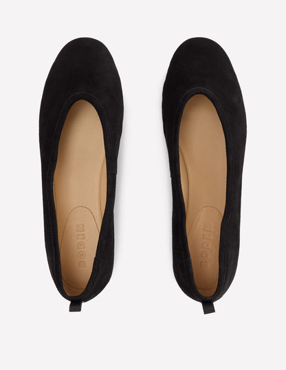 High Cut Ballet Flats-Black