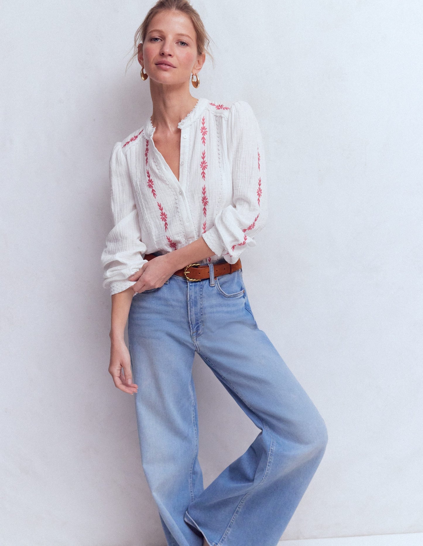 Rhea Trim Doublecloth Top-White Cherry Blush Floral