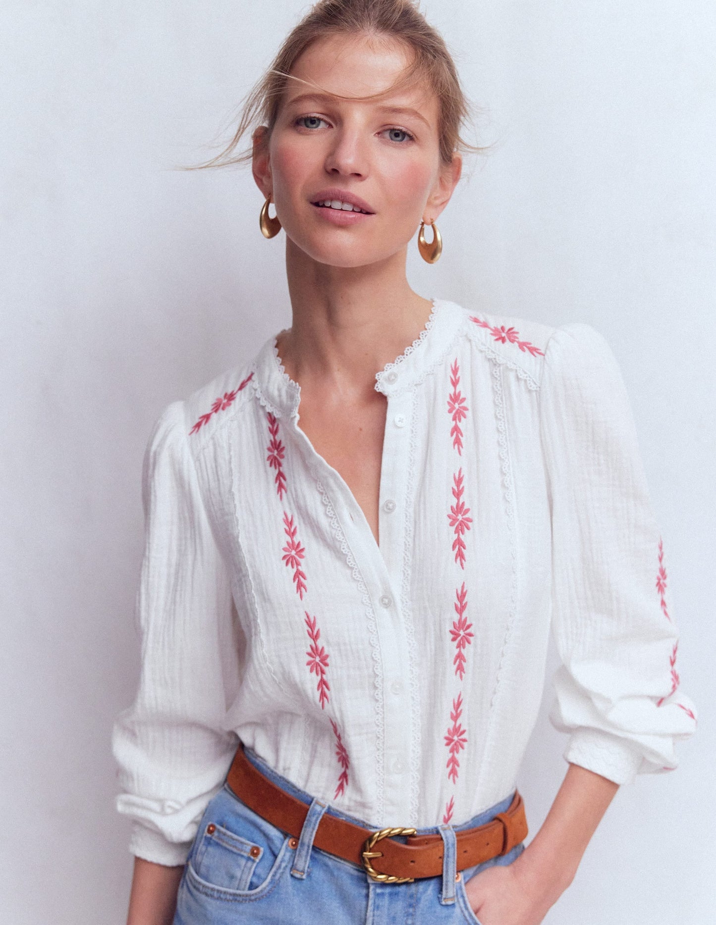Rhea Trim Doublecloth Top-White Cherry Blush Floral
