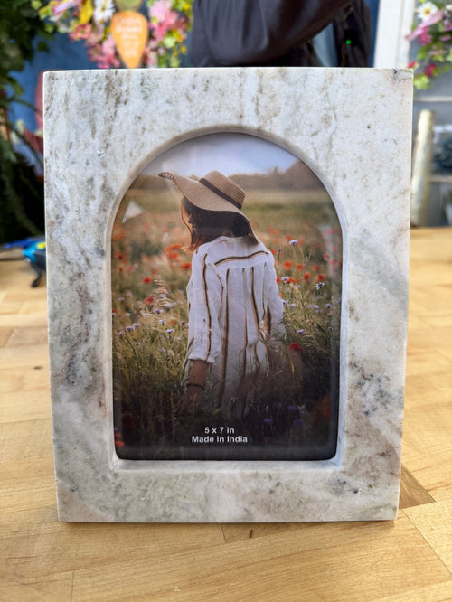 5X7" Arch Opening Marble Photo Frame