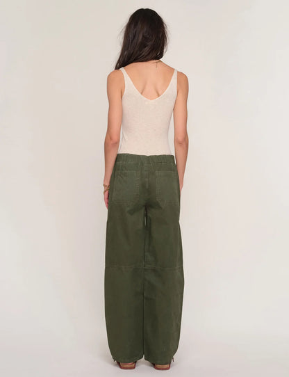 Shannon Pant