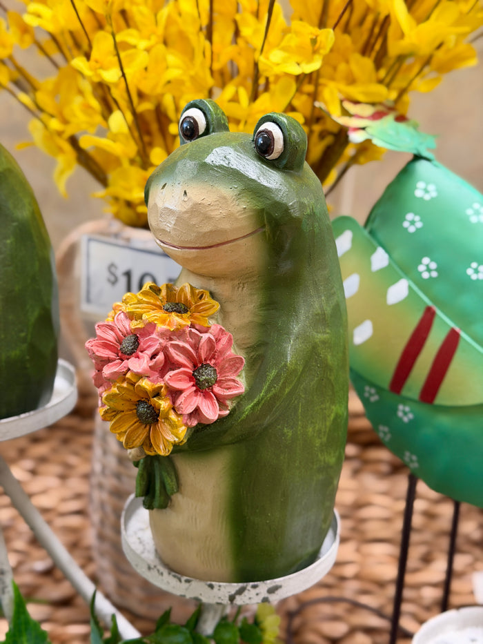 Flower Friend Resin Frog - 2 Sizes
