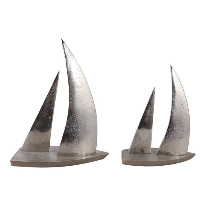 Moelyn Silver Sailboat - 2 Sizes
