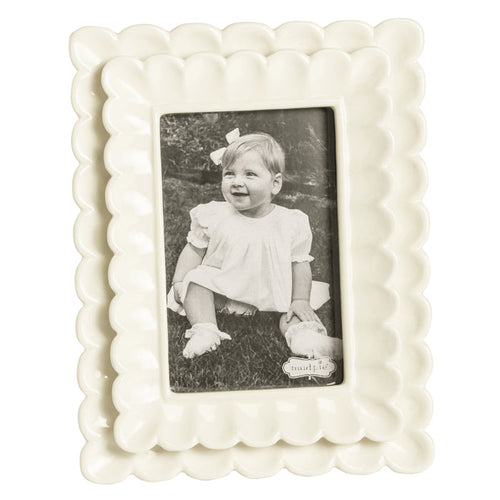 Small White Scalloped Frame