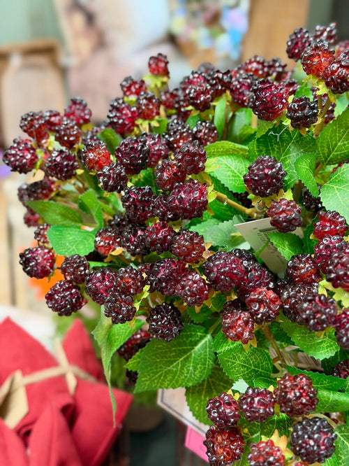 Silk wine boysenberry spray 15 inch for transitional everyday home decor from Magnolias Home Decor